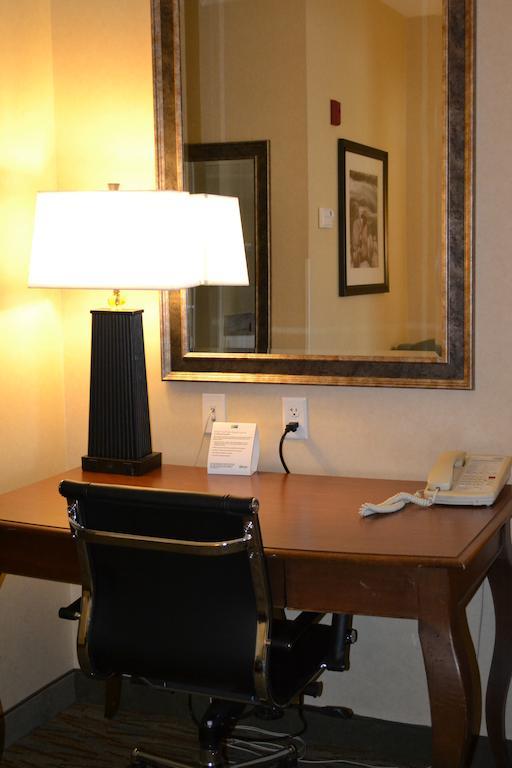Holiday Inn Express Hotels Biddeford By Ihg Bilik gambar